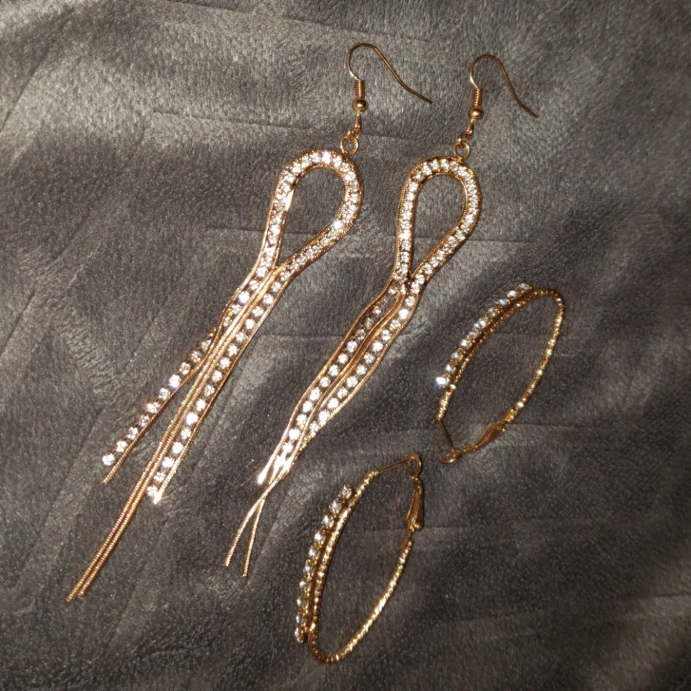 Set of 2 earrings